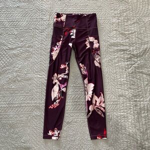 Athleta purple floral workout leggings, Size XS